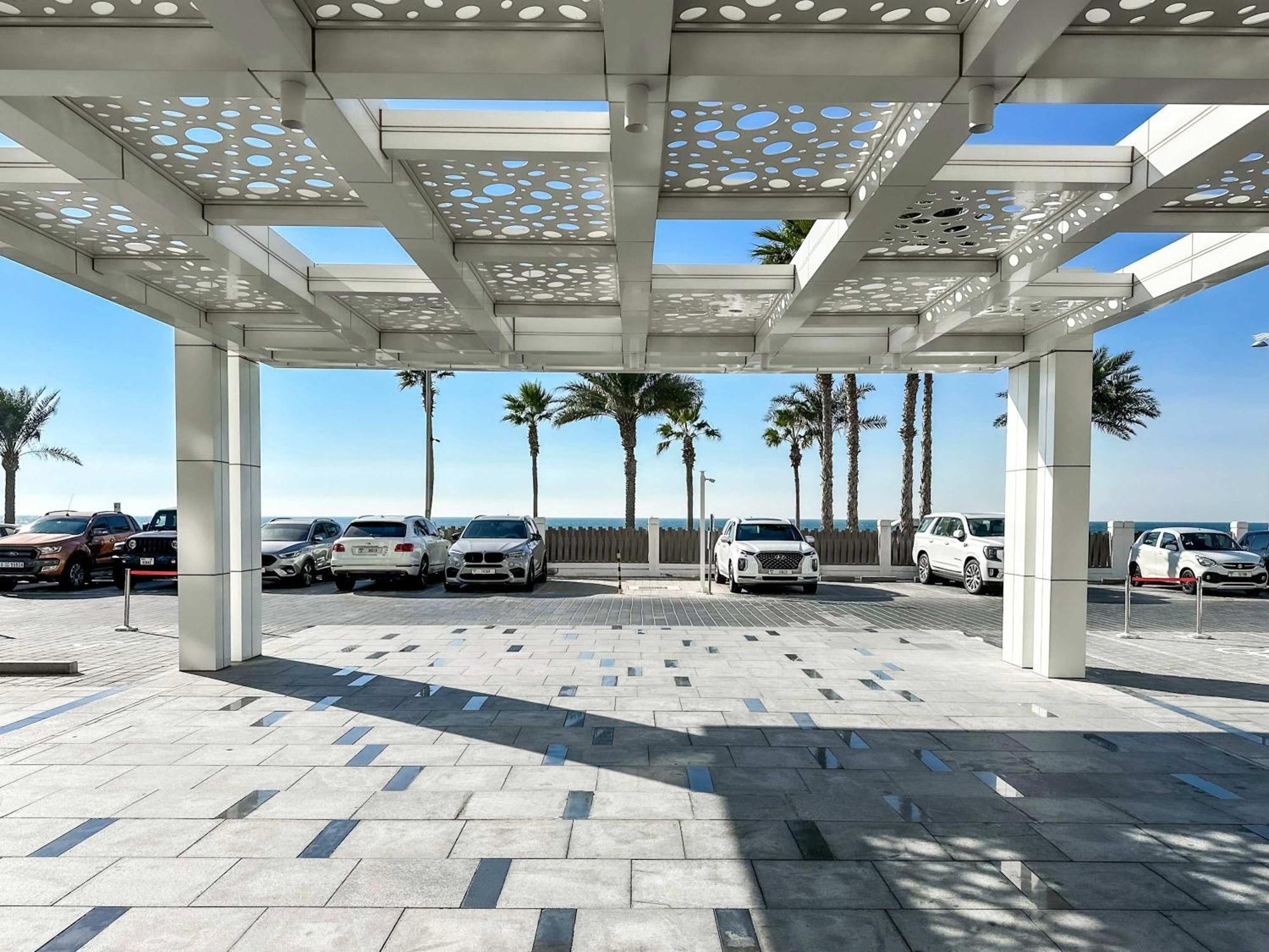 Spacious Beachfront 2 Bedroom Apartment - The 8 Dubai Luaran gambar