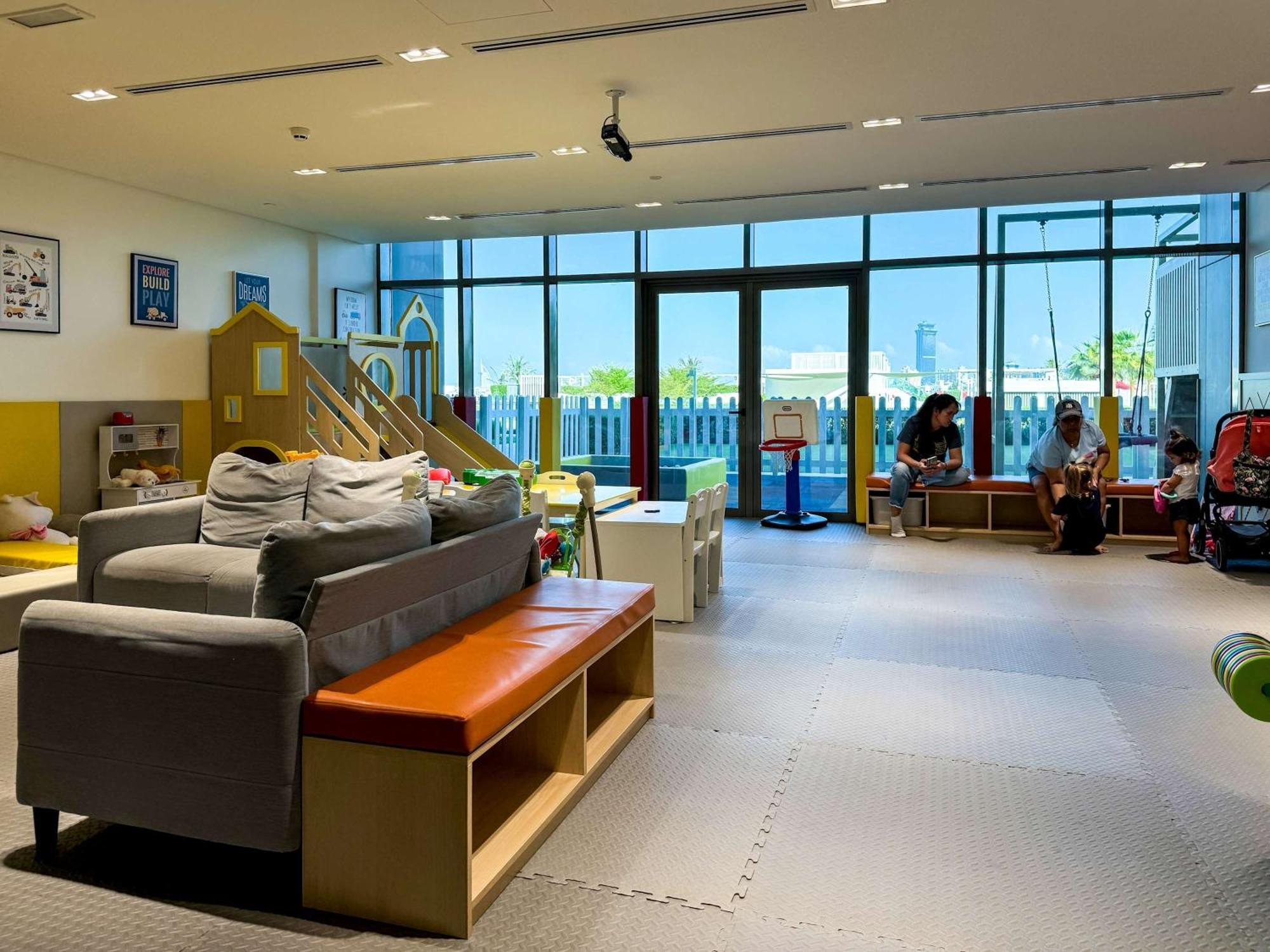 Spacious Beachfront 2 Bedroom Apartment - The 8 Dubai Luaran gambar
