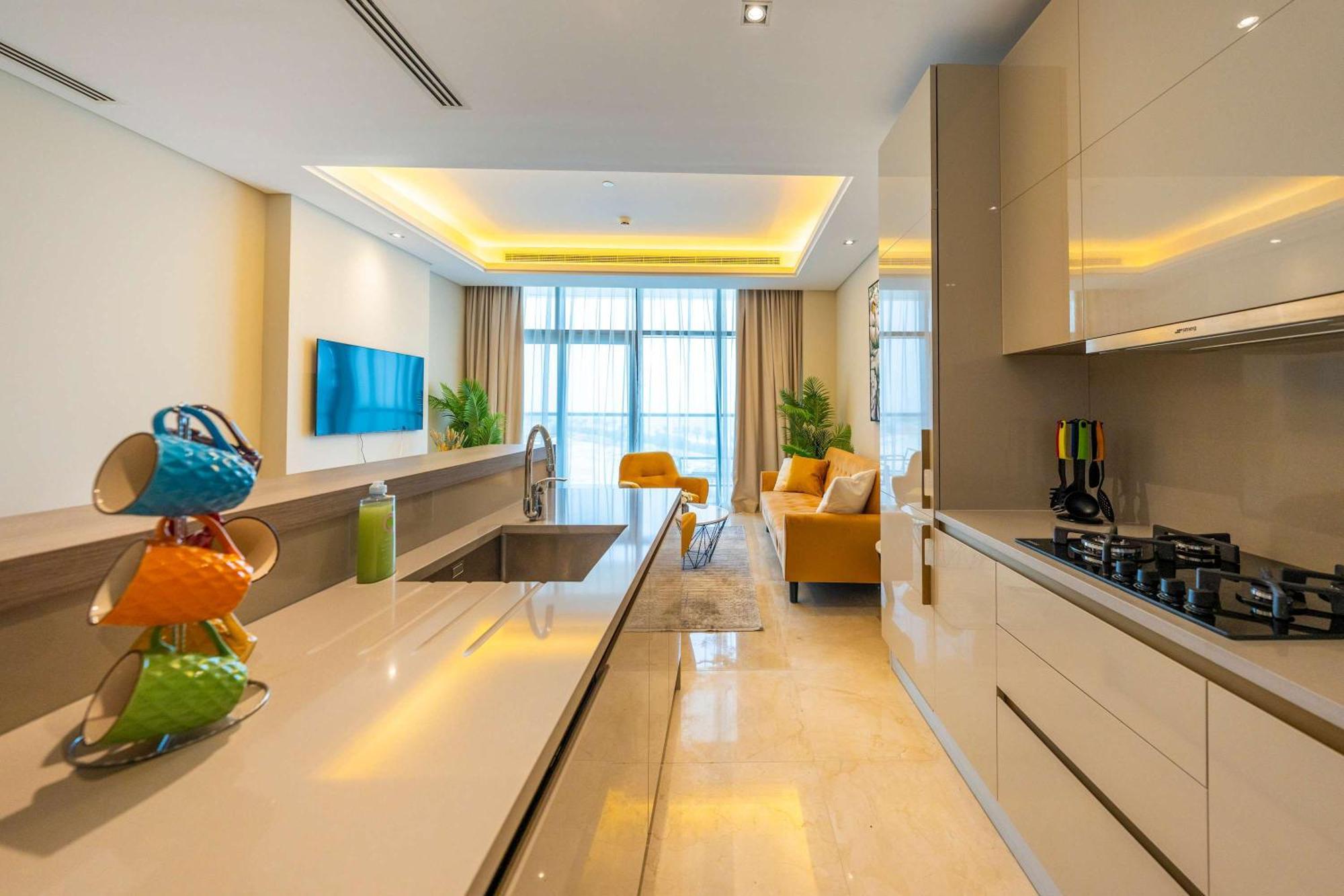 Spacious Beachfront 2 Bedroom Apartment - The 8 Dubai Luaran gambar